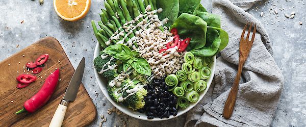 Green Spring Bowl with YOGI TEA® Heartwarming